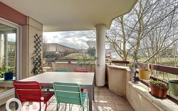 Appartement à vendre    4 pièces • 98 m2 Châtillon