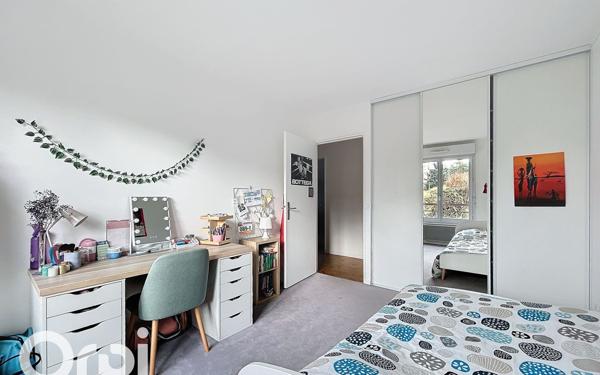 Appartement à vendre    4 pièces • 98 m2 Châtillon