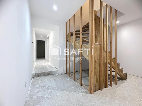 Idéal investiseur Maison de village divisé en deux appartements avec terrain non attenant