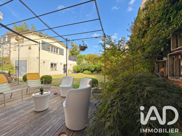 Maison à vendre 7 pièces 148,22 m² Saint-Maur-des-Fossés