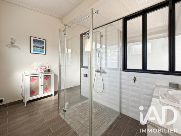 Maison à vendre 7 pièces 148,22 m² Saint-Maur-des-Fossés