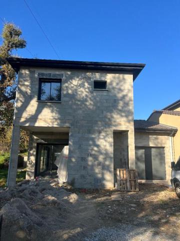 Maison Saint Marcel Les Valence 4 pièce(s) 109 m2