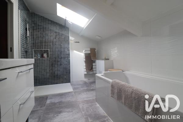Maison à vendre 6 pièces 118 m² Gujan-Mestras