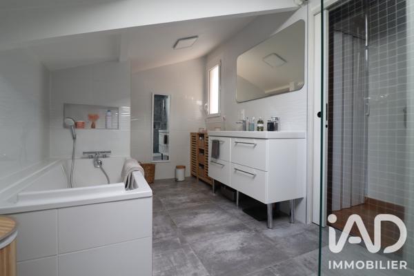 Maison à vendre 6 pièces 118 m² Gujan-Mestras