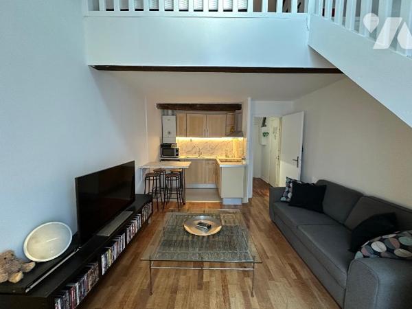 Duplex en très bon état situé 28 rue de Nantes, PARIS 19eme.