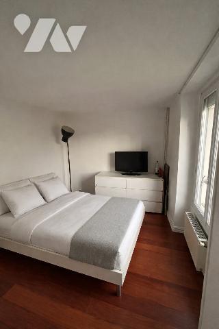 Duplex en très bon état situé 28 rue de Nantes, PARIS 19eme.