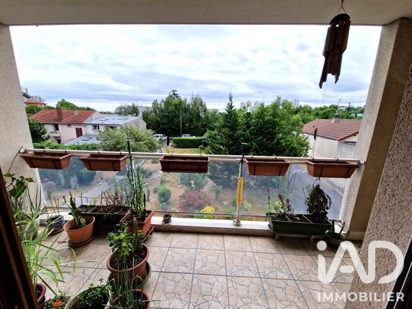 Appartement à vendre 3 pièces 68,18 m² Noisy-le-Sec