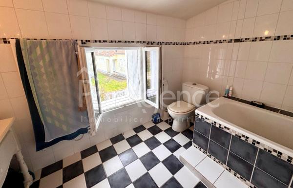 Maison charentaise 4 chambres - Parfait état - Piscine