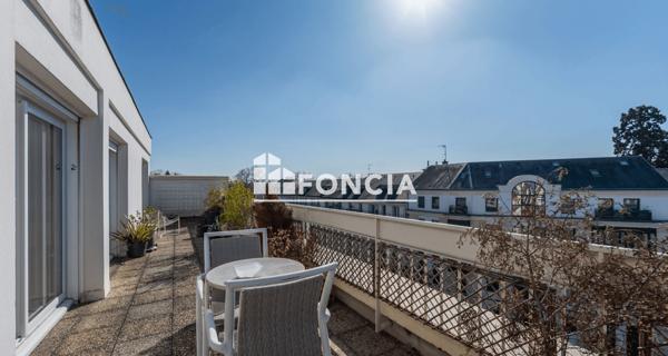 À vendre Appartement 5 pièces 81.28 m² - Versailles 78000