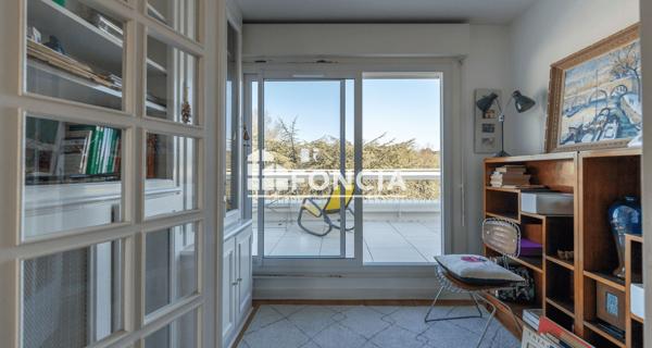 À vendre Appartement 5 pièces 81.28 m² - Versailles 78000