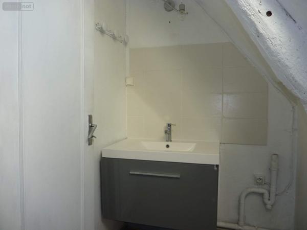 Appartement à vendre à Dinan dans les Côtes-d'Armor (22100), ref : 038/250