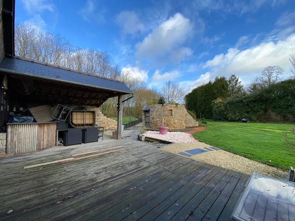 Maison d'exception à vendre à Plélan-le-Petit - 182 m² sur 16 000 m² de terrain