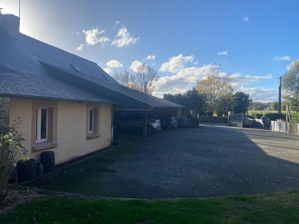 Maison d'exception à vendre à Plélan-le-Petit - 182 m² sur 16 000 m² de terrain