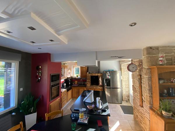 Maison d'exception à vendre à Plélan-le-Petit - 182 m² sur 16 000 m² de terrain