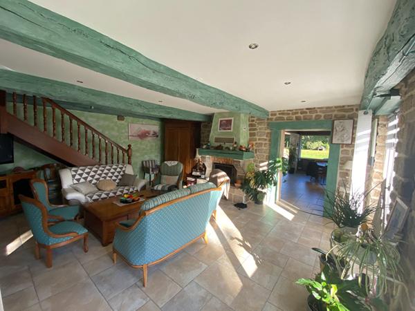 Maison d'exception à vendre à Plélan-le-Petit - 182 m² sur 16 000 m² de terrain