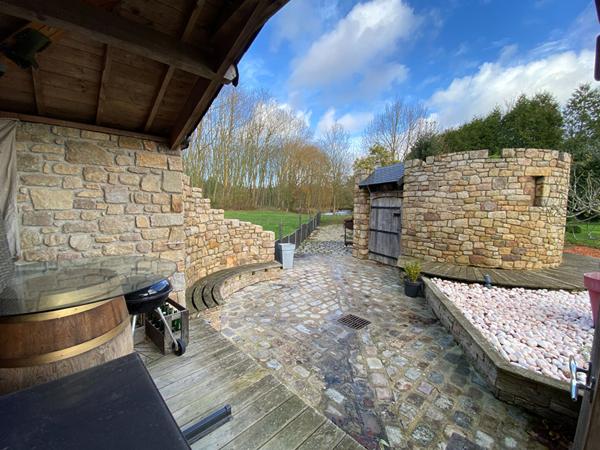 Maison d'exception à vendre à Plélan-le-Petit - 182 m² sur 16 000 m² de terrain