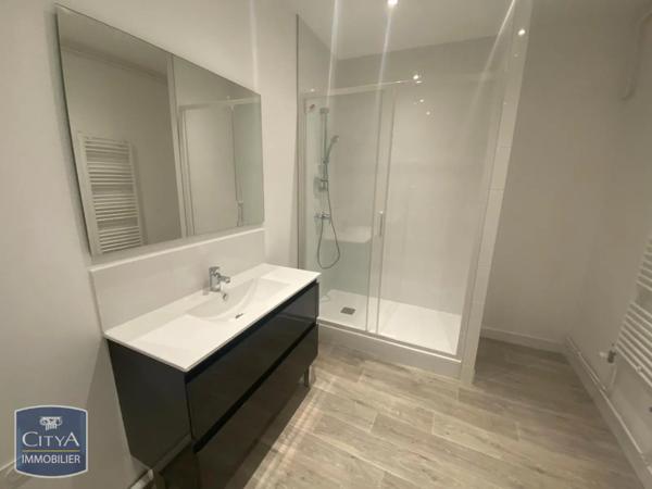 Appartement à louer 1 pièce 45.91m²
