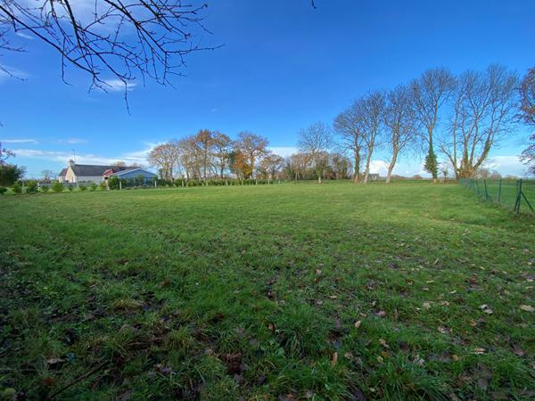 À vendre : Maison 4 chambres à 5 minutes de DINAN avec 2 terrains constructibles