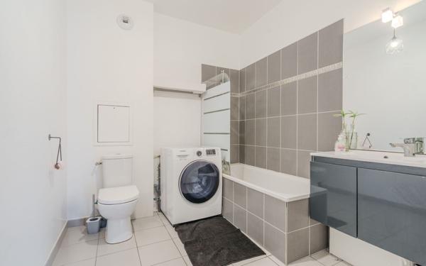 Appartement à vendre    3 pièces • 70 m2 Chessy