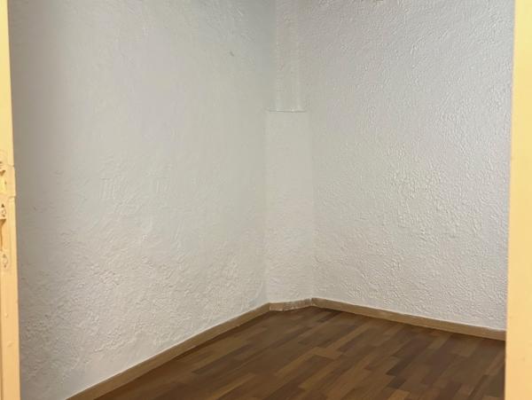 Location Appartement 1 pièce Trets (13530) - AU CALME