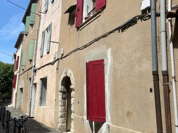 Location Appartement 1 pièce Trets (13530) - AU CALME