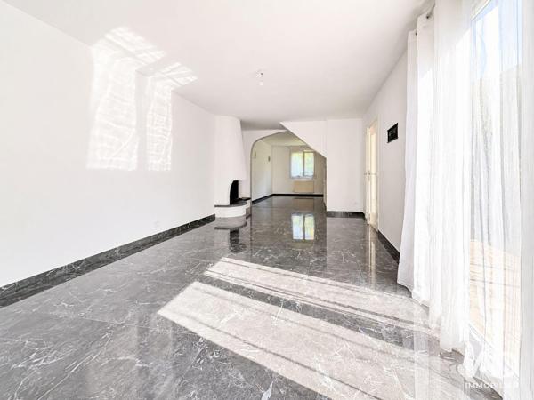 Maison à vendre 6 pièces 180 m² Ozoir-la-Ferrière