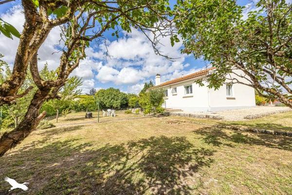Maison à vendre 199 999 € Surgères 4 p 90 m² DPE D