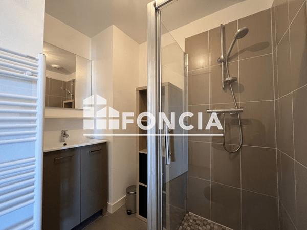 Location Appartement meublé 2 pièces 36.77 m² - 12 RUE HENRI AMEL La Rochelle 17000