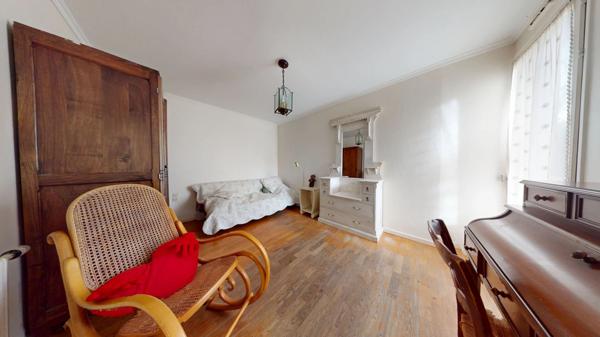 Maison 5 pièce(s) 137 m2