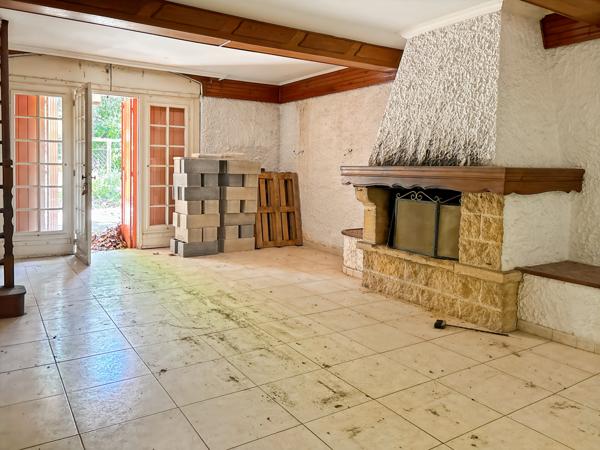 Châteaurenard (13160) Ensemble immobilier mas+maison sur 1ha6 de terrain