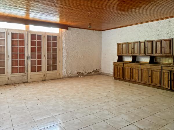 Châteaurenard (13160) Ensemble immobilier mas+maison sur 1ha6 de terrain