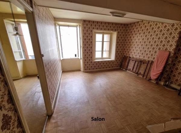 Maison de ville à rénover – Maurs (Cantal)