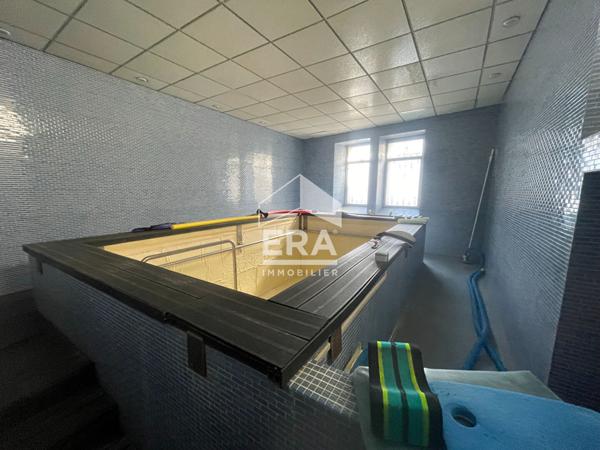 À VENDRE : Local avec Piscine - Hyper Centre de Tarbes