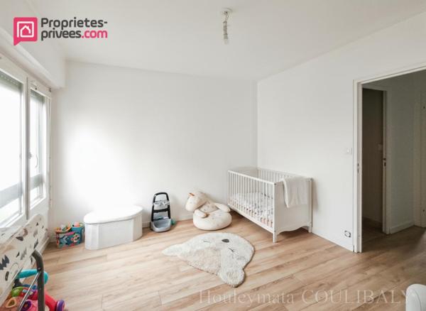 Appartement 3 pièce(s) 92 m2 - CAVE et Emplacement PRIVATIF
