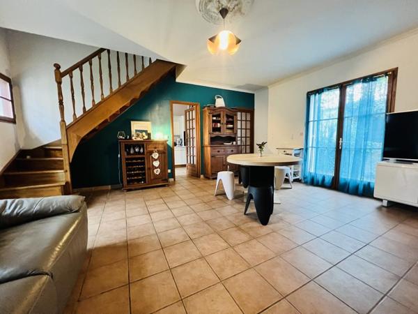 Maison à vendre |  Saint-Amand-Montrond |  6 pièces | 155 m²