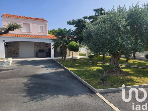 Maison à vendre 5 pièces 117 m² Saint-Julien-de-Concelles