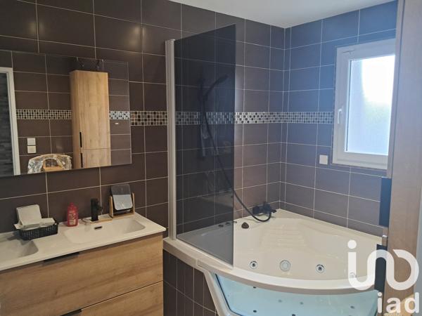 Maison à vendre 5 pièces 117 m² Saint-Julien-de-Concelles