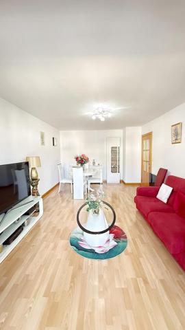 Joli T2 avec véranda, terrasse, parking et cave