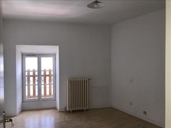 Appartement à louer 390 € CC NONTRON 3 p 60 m² DPE C