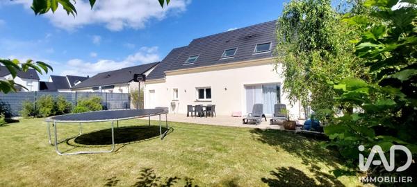 Maison à vendre 8 pièces 145,89 m² Barjouville