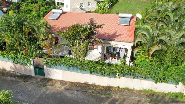 À VENDRE 972 MARTINIQUE – LES TROIS-ÎLETS – MAISON 209 M² HABITABLES – 4 LOGEMENTS – JARDIN ET TERRASSES