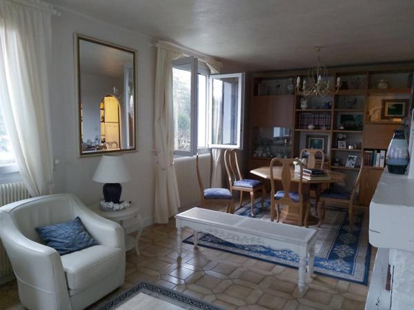Maison
         4 pièces
        - 106 m² 241 500 € *