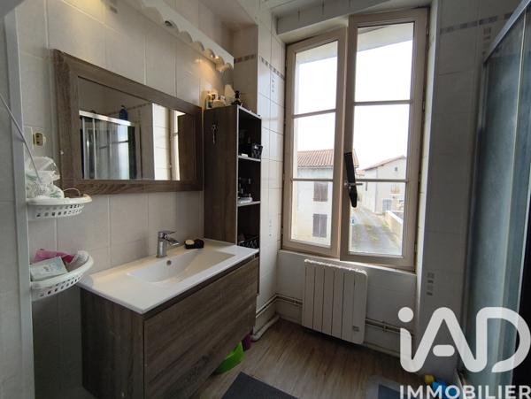 Maison à vendre 8 pièces 270,88 m² Chenay