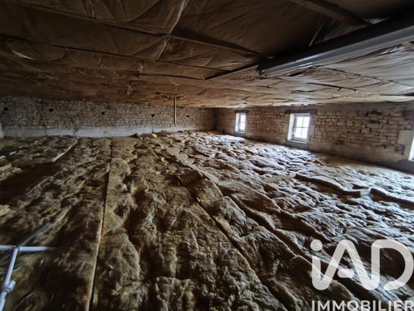 Maison à vendre 8 pièces 270,88 m² Chenay