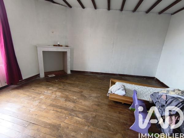 Maison à vendre 8 pièces 270,88 m² Chenay