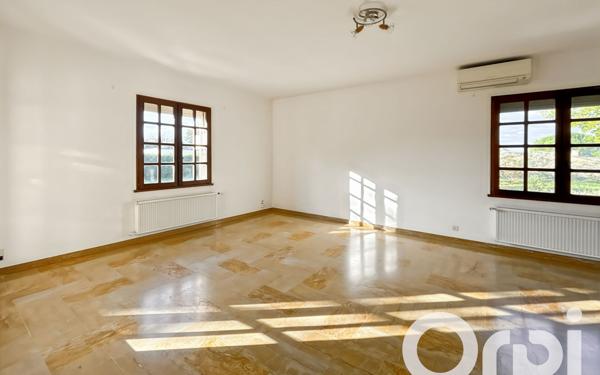 Maison à vendre    4 pièces •  Bollène