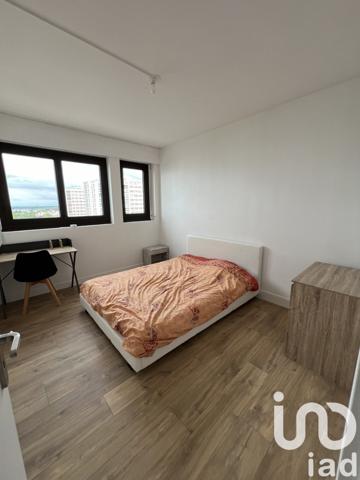 Appartement 4 pièces de 84 m² à Poitiers (86000)