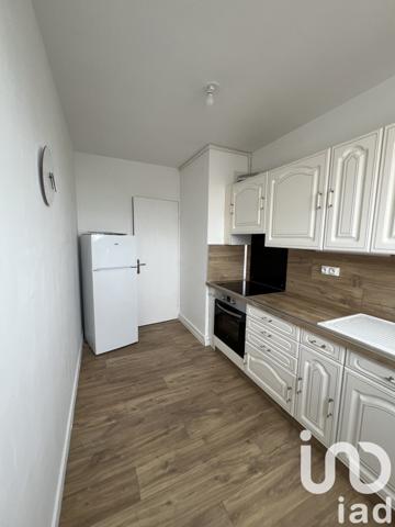 Appartement 4 pièces de 84 m² à Poitiers (86000)