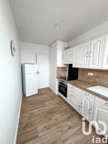 Appartement 4 pièces de 84 m² à Poitiers (86000)