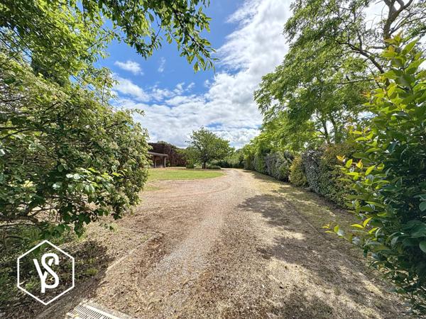 Lanta (31570) "APPOLINE"